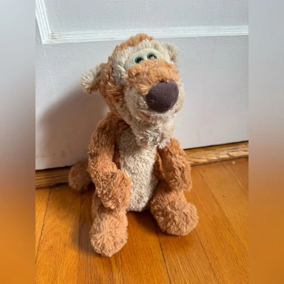 Winnie the Pooh Set of 4 Stuffed Animals - Picture 5 of 12